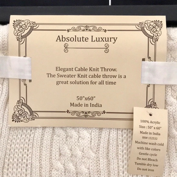 Other - 💜HP💜 / NWT / Absolute Luxury Throw